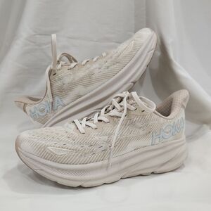 Hoka Men's Clifton 9 Shifting Sand Cream Athletic Shoes Size 8D Wide